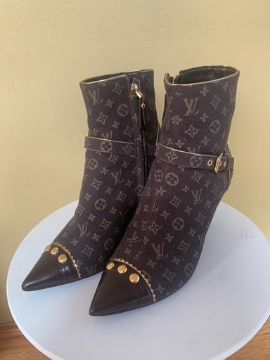 ルイヴィトン 　LOUIS VUITTON  モノグラム　ショートブーツ