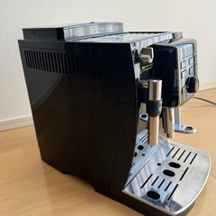 デロンギ コーヒーメーカー 全自動エスプレッソ　コーヒーマシン ECAM23120BN