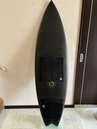 ESSENCE ブラックショートボード6,6 カーボン サーフボード 最強ボード
