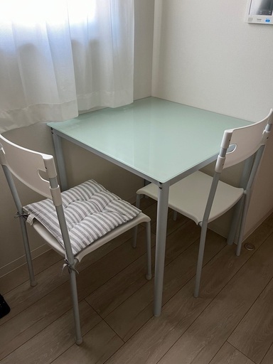 ダイニングテーブルセット 2人用 イス付き ガラス 白 カフェテーブル