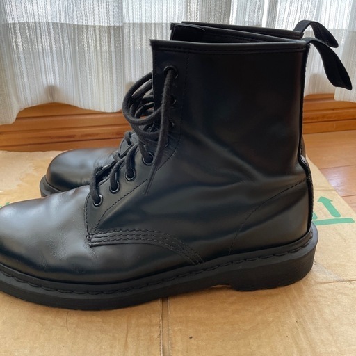 Dr.Martensドクターマーチン CORE 1460 MONO 8EYE BOOTS\n