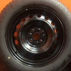 【BS BLIZZAK VRX2 185/60R15】スタッドレス【スチールホイール 15インチ 6J4HPCD100】ハブ径56mm 20年製 バリ溝 フィット等　(KTM158)