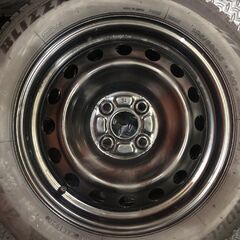 【BS BLIZZAK VRX2 185/60R15】スタッドレス【スチールホイール 15インチ 6J4HPCD100】ハブ径56mm 20年製 バリ溝 フィット等　(KTM158)