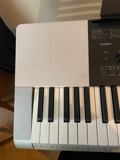 電子ピアノ　　CASIO