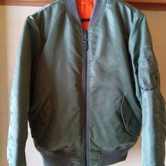 AVIREXフライトジャンパー【ロゴ入り】