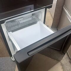 札幌【134L 2021年製 2ドア ハイセンス HR-G13B-BR】右開き ダークブラウン系 単身用 一人暮らし キッチン家電 冷蔵庫 Hisense 冰箱 냉장고 tủ lạnh 100Lクラス 百Lクラス 北20条店