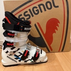 子供用スキー靴　ロシニョール22.5センチ