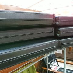 カリモク60｜W36603BW｜フレームチェア｜3シーター