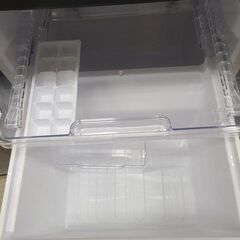 J7885 ★6ヶ月保証付★　SHARP　シャープ　２ドア冷蔵庫　SJ-D18KJ-H　マットグレー　2023年製 クリーニング済み　【リユースのサカイ柏店】　参考価格55,600円