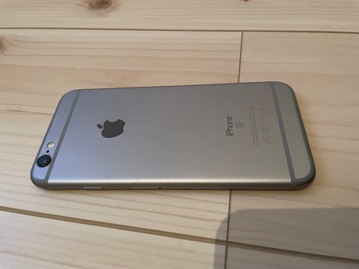 iPhone 6s バッテリー100% SIMロック解除