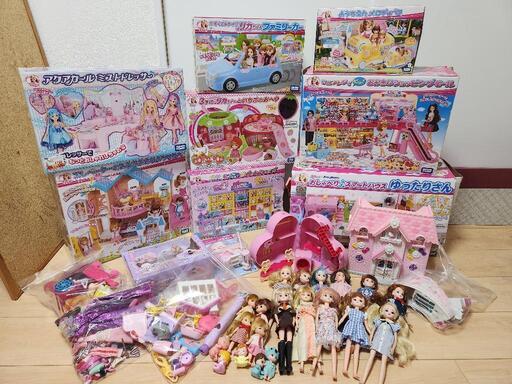 リカちゃんセット 人形 おうち ペットショップ 車 バス ショッピングモール ゆったりさん ハウス ようちえん ドレッサー 洋服 赤ちゃん ハローキティのおうち