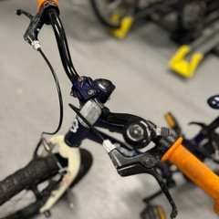 ヨツバサイクル　16インチ　ネイビー