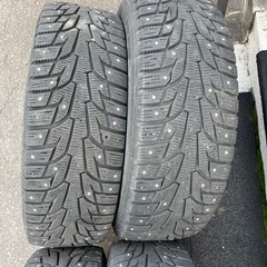 215/65R16 ハンコック　スパイクタイヤ