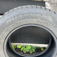 215/65R16 ハンコック　スパイクタイヤ