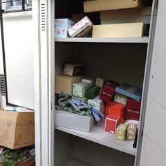10. お値下げしました！ 中古物置B/C 2点 鍵付き