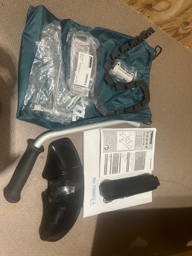 新品？MAKITA マキタ 充電式草刈機MUR368ADZ makita マキタ