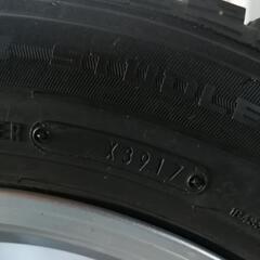 スタッドレス215/60/17エスティマなど