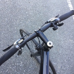 700Cクロスバイク　　ギア付き　通勤通学　スタイリッシュ　No.238
