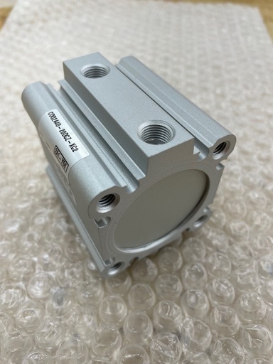 10個SMC CDQ02L40-20DCZ-M9N SMC CDQ2L40-30DZ-M9BWL compact