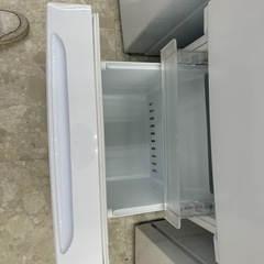 【お持ち帰り大特価•家電6ヶ月保証】ヤマダ電機　冷蔵庫　156L YRZ-F15J 2022年製
