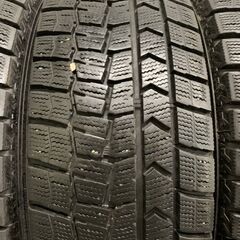 DUNLOP WINTER MAXX WM02 205/60R16 16インチ スタッドレス 4本 22年製 バリ溝 ステップワゴン ヴォクシー ビアンテ等　(KTI094) クレジットカード QRコード決済可能