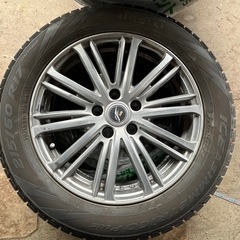 お問い合わせ停止中】スタッドレスタイヤ215/60R17 アルミホイール付き 