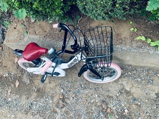 補助輪付き 14インチ GRAPHIS KIDS14インチ 幼児用自転車 14インチの子供用