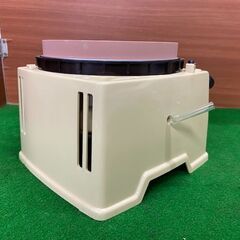 刃物研磨機 9820 マキタ makita 税込￥27,500-【店頭引取限定】【寄楽屋 きらくや 成田本店】 刃物研磨機 9820 マキタ makita 税込￥27,500-【店頭引取限定】【寄