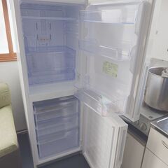 シャープ　2023年製 冷凍冷蔵庫SJ-PD28J-W　中古品