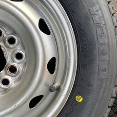 ブリヂストン24年製スタッドレス 145/80/r12　新古品 