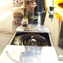 【◆皮もOK◆高級感溢れる アンティークミシン BROTHER】整備済み品　現品管理番号：s0812_02ｗ