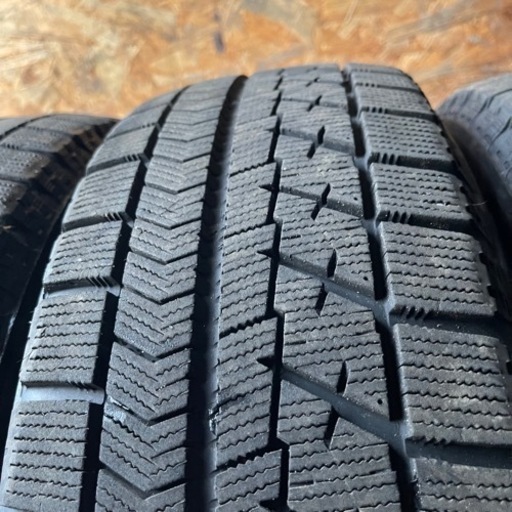 195/65R15 ブリヂストン VRXスタッドレス プリウス ヴォクシー他 