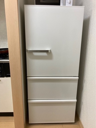 ★美品★AQUA 【右開き】272L 3ドア冷蔵庫 ウォームホワイト AQR-27M(W)
