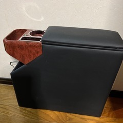 ルーミーコンソールボックス