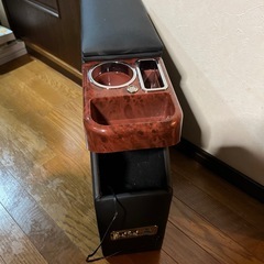 ルーミーコンソールボックス