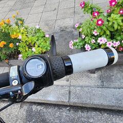 ママチャリ　２０インチ　３変速　青　カゴ　自動ライト　付き　配達可能