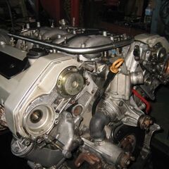 Mベンツ190E-20.23.SOHC.8バルプオーバーホール済みエンジン塔載