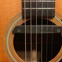 マーチンD28 ピックアップ付き    