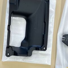 NBOX CUSTOM新車装着フロントグリル マルチビューカメラ非装備車用＋フロントバンパーロアーのセット