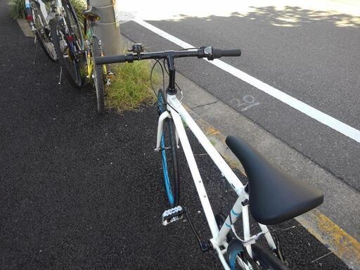 中古自転車3303 700×28C 6段ギヤ ワイヤー錠 ライトは付属し