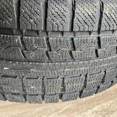スタッドレスタイヤ4本セット(ハイエース)