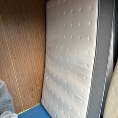 たま！美中古　ニトリ　セミダブルベットマット　コイルスプリング たま！美中古 ニトリ セミダブルベットマット コイルスプリング