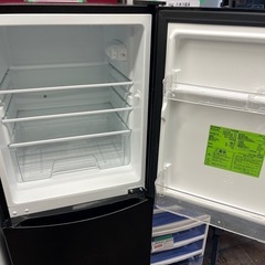 アイリスオーヤマ　使用一年未満　142リットル冷凍冷蔵庫