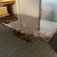 ダイニングテーブル　大理石