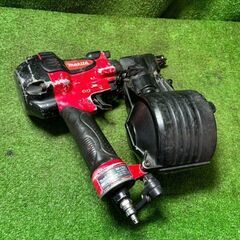 マキタ AN711H 高圧エア釘打【市川行徳店】【店頭取引限定】【中古