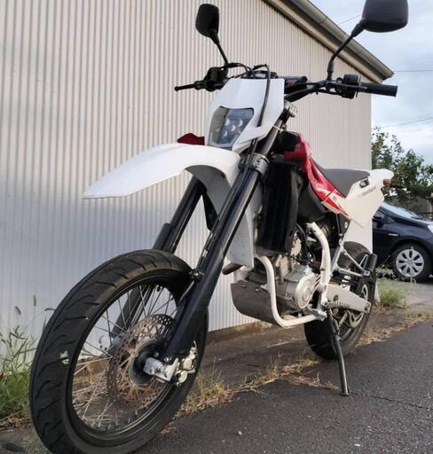 【現車確認歓迎】Husqvarna SMR125 on ヨシムラTMR-MJN 28 ,モタード.