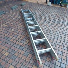 ピカ ピカコーポレイション 3EX-70 3連はしご 軽作業用 全長6m67cm【市川行徳店】【店頭取引限定】【中古】管理番号：IT5E3Y1R84QA ピカ ピカコーポレイション 3EX-70 3連はしご 軽作業用 全長6m67cm