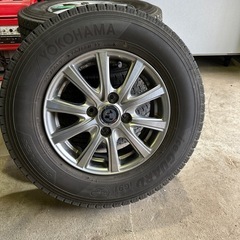 スタッドレスタイヤ＋アルミホイール4本セット（手渡し限定） スタッドレスタイヤ ホイール4本セット（値段交渉可）