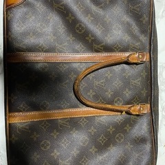 LOUIS VUITTON　ポルトドキュマン・ヴォワヤージュ