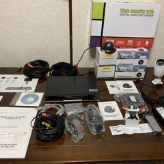 見守り防犯カメラセット、レコーダー、室内用カメラ2台、屋外用カメラ